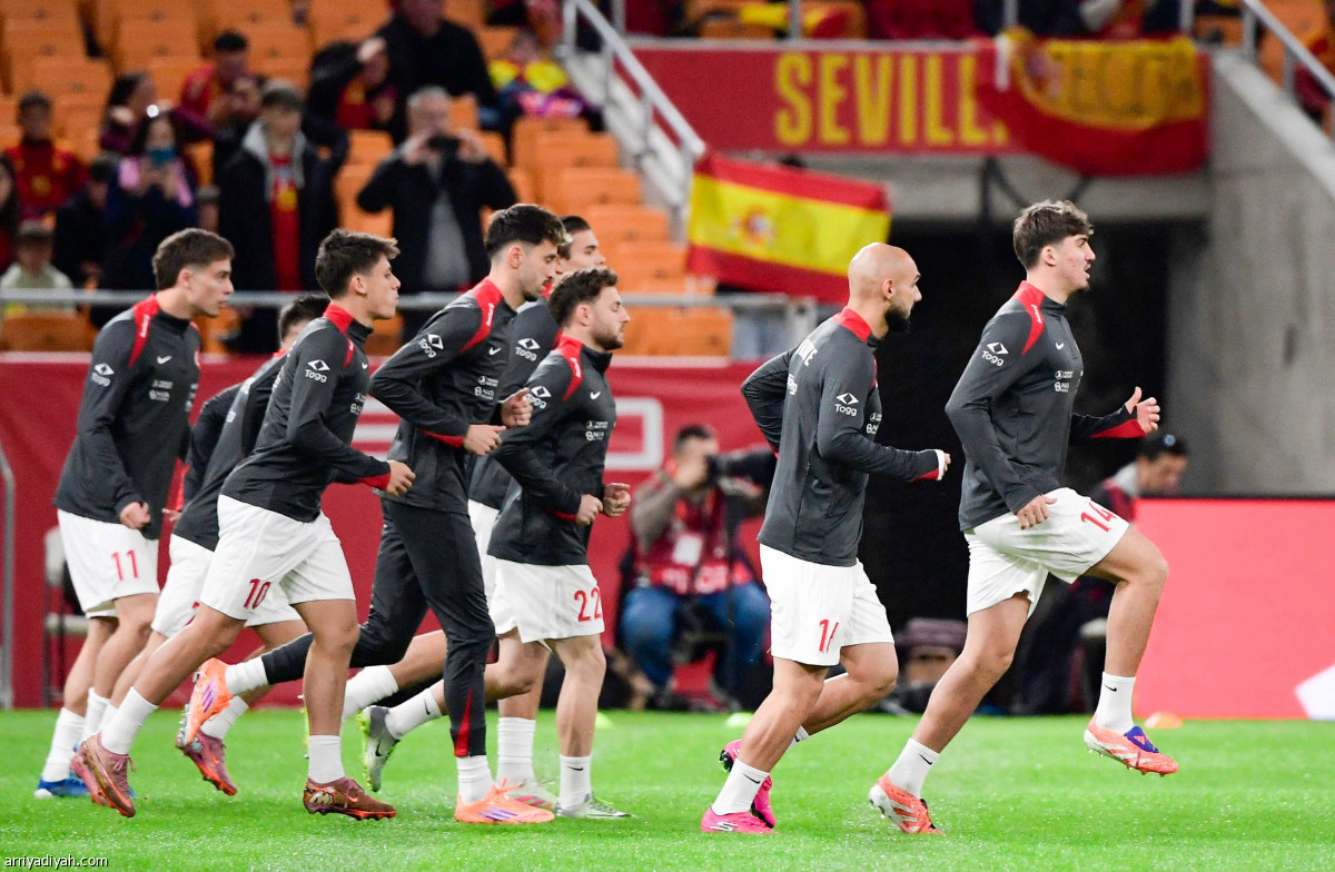 أجانب روشن.. يوم حافل