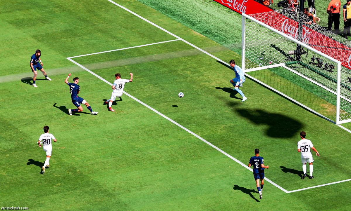 باريس في النهائي