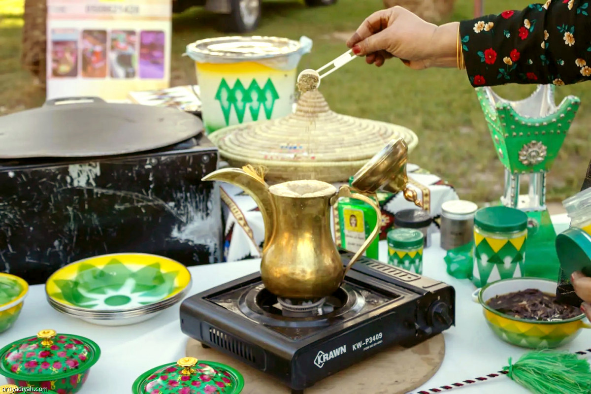 احتفاء بالمسنين