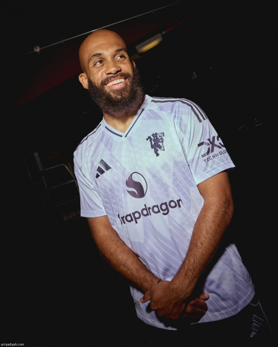 مبيومو.. الصفقة الثالثة