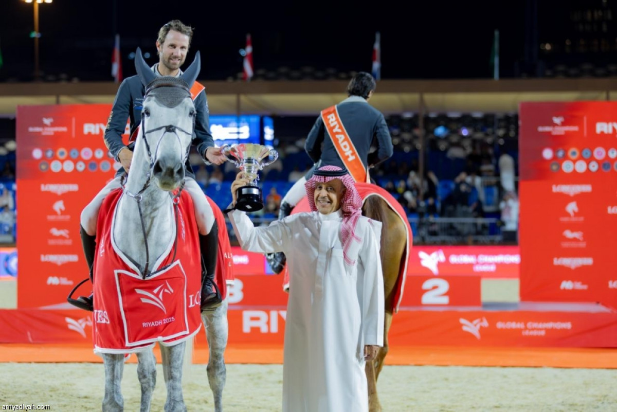 «لونجين العالمية» تزفّ الأبطال