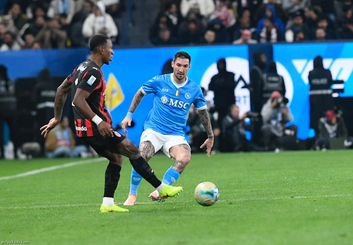 نابولي إلى النهائي